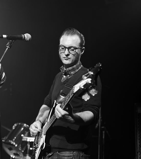 Main d'Oeuvres, St. Ouen, 26 Nov. 2011
